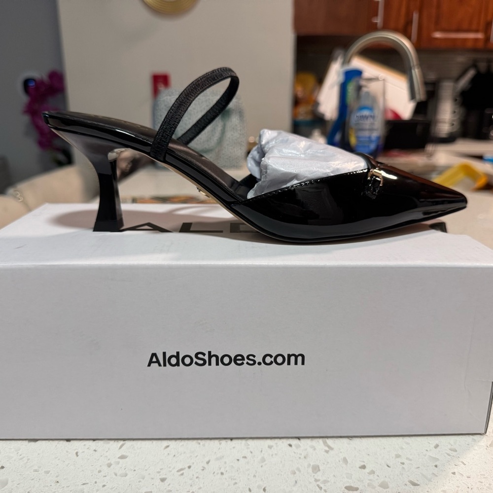 Aldo Glossy Black Pointed Mules - Picture 2 of 3